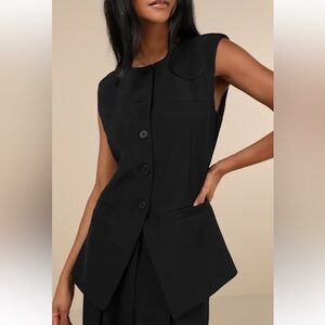 Lulu's Black Sleeveless Button-Up Top